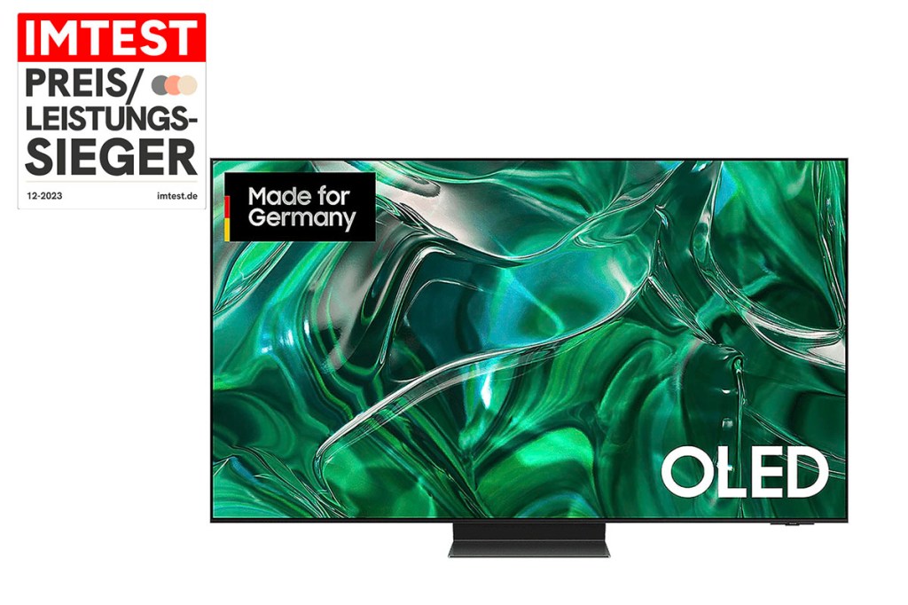 Smart TV Samsung S95C vor weißem Hintergrund mit eingeklinktem Preis-Leistungs-Sieger-Siegel von IMTEST.