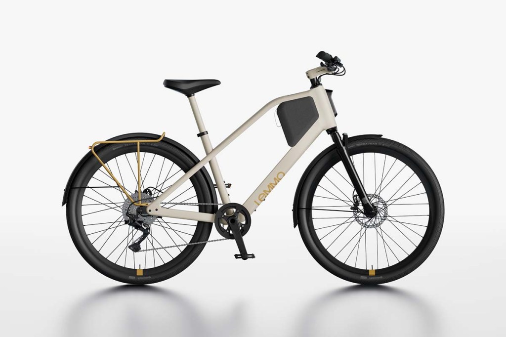 Productshot weißes E-Bike