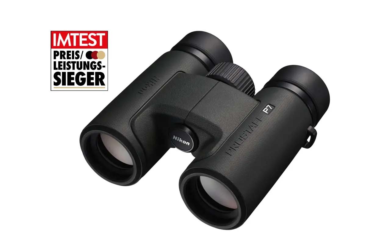 Productshot schwarzes Fernglas mit Preis-Leistungssieger Siegel