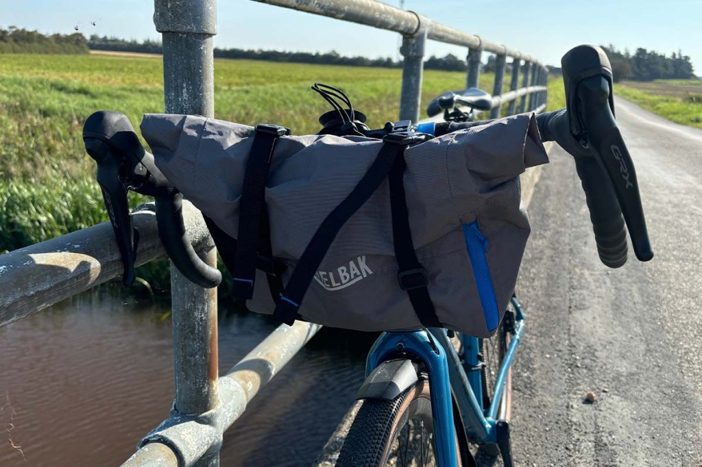 Nahaufnahme Lenkertasche an einem Fahrrad