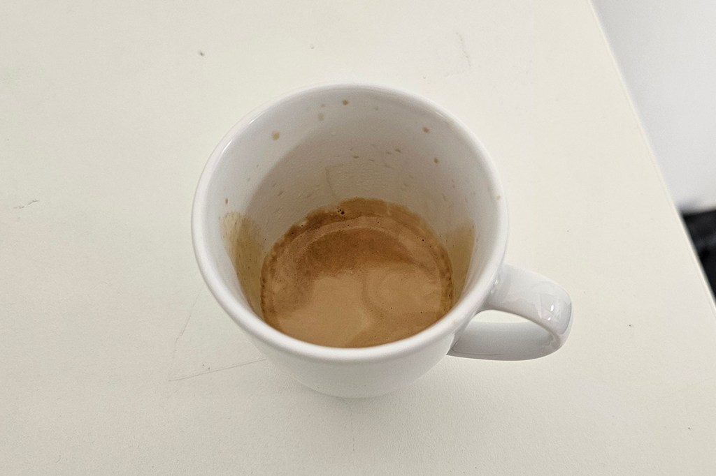 Espresso aus der Maschine von Breville