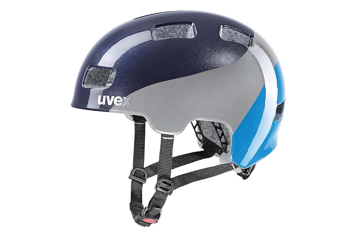 Productshot Fahrradhelm in blau-grau